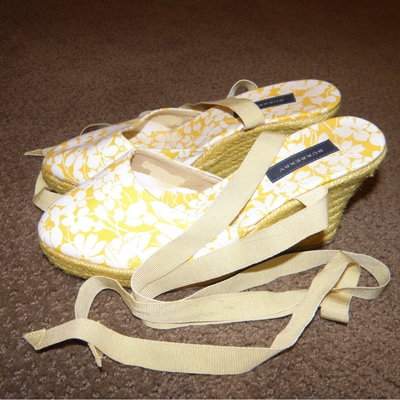 Burberry Sandal Wedges - Picture 1 of 2